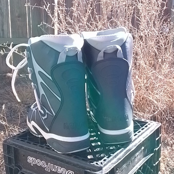 Thirty Two Minon Snowboarding Boots Size 8 Blue - Picture 2 of 12